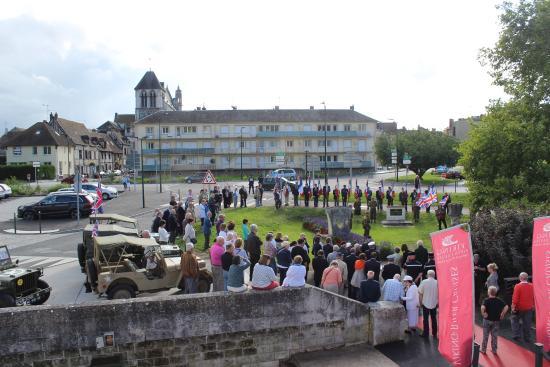 Sherwood Rangers Yeomanry Memorial