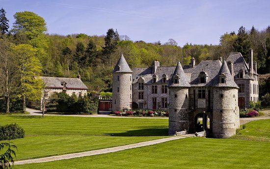 château et le parc de Nacqueville