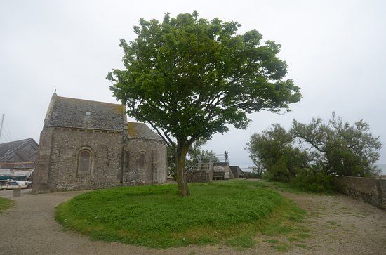 chapelle des marins de Saint-Vaast-la-Hougue