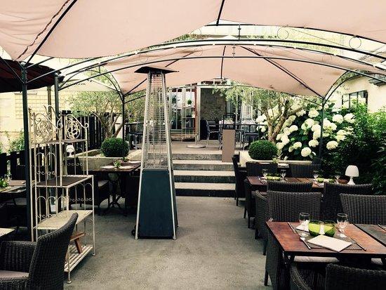 Rive Droite Restaurant