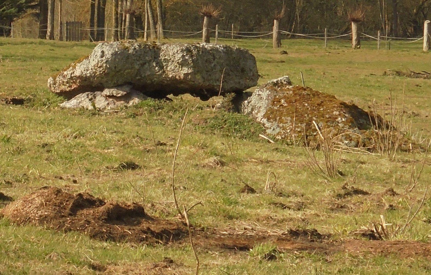 dolmen de Rugles