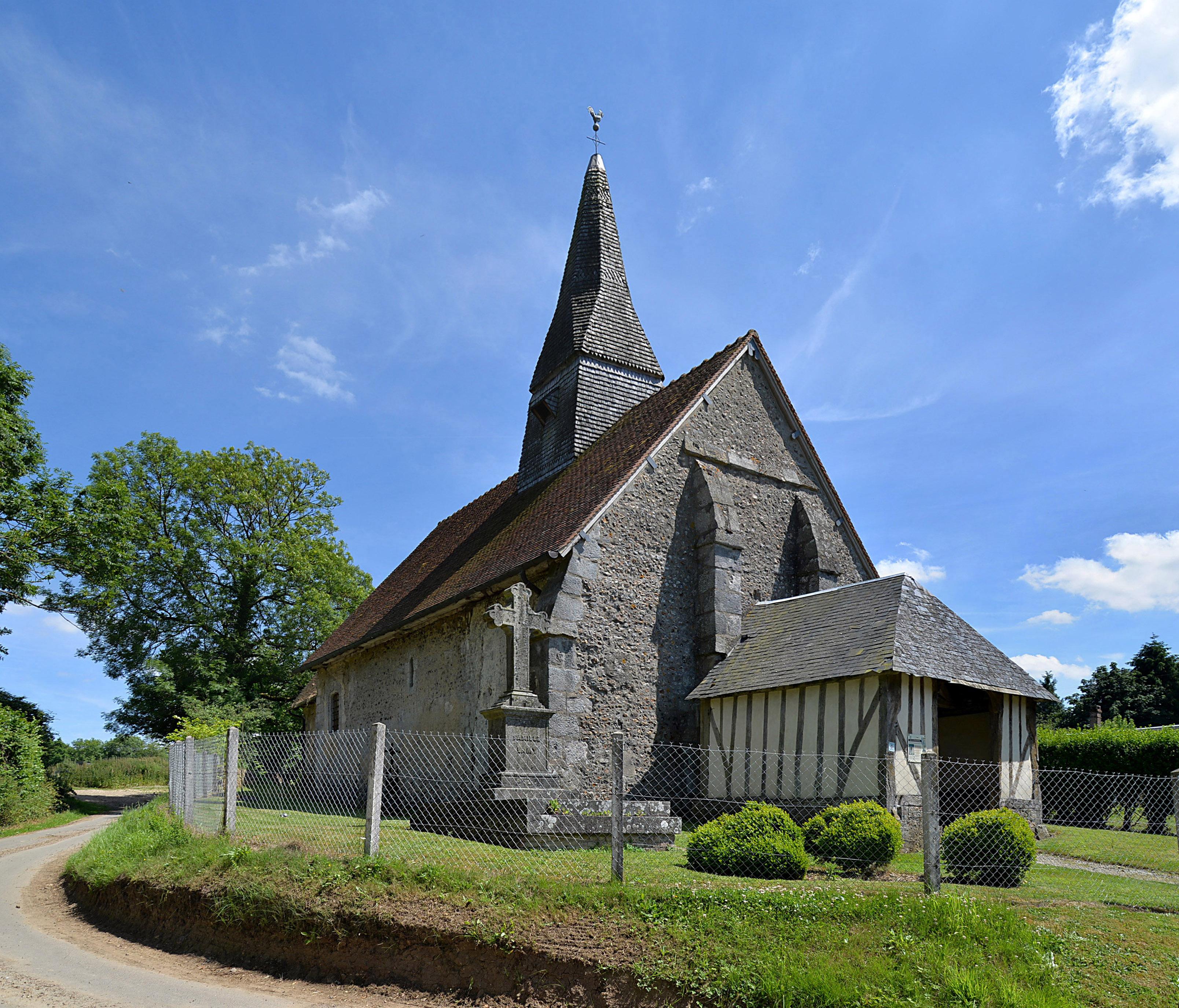 église Saint-Pierre-et-Saint-Denis du Douet-Arthus