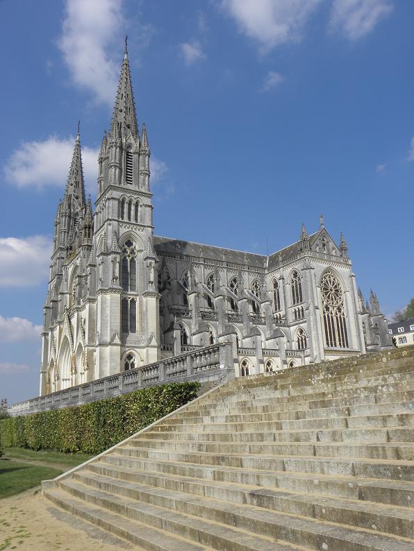 basilique Notre-Dame de Montligeon