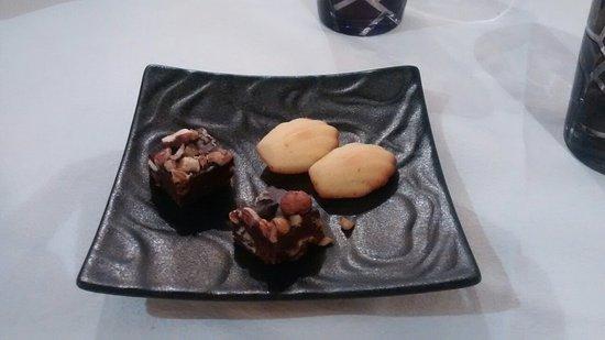 Les Petits Parapluies