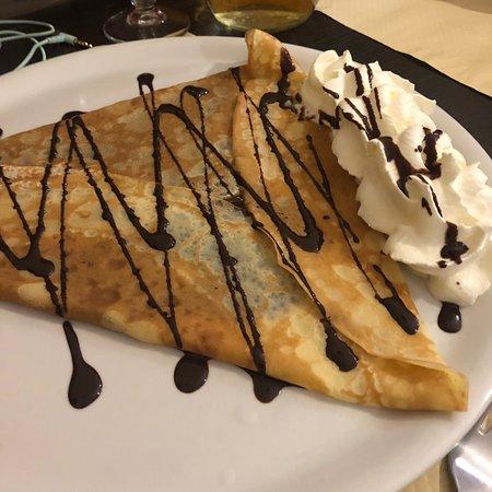 Creperie Suzette Et Sarrazin