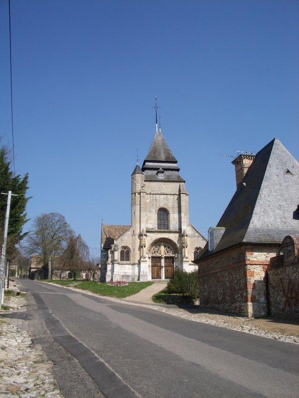 église Saint-Pierre-et-Saint-Paul de Ménilles