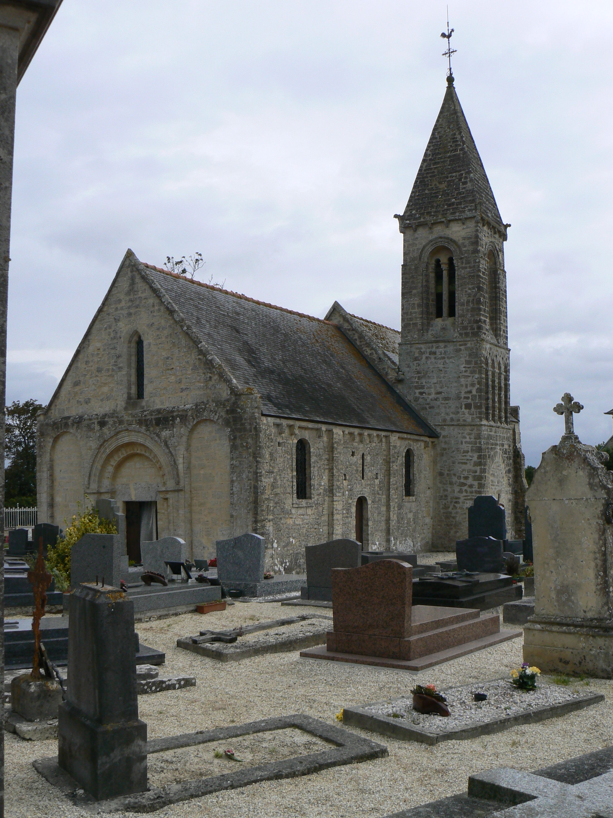 église Saint-Pierre d'Huppain