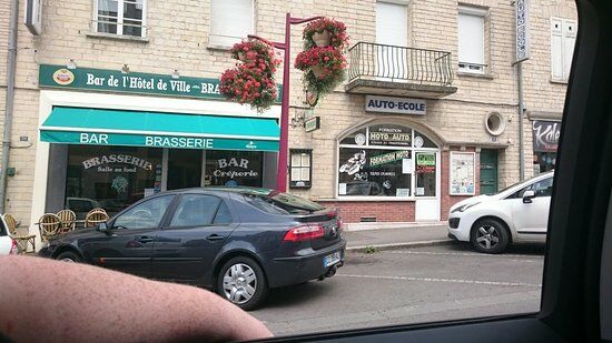 Bar De L'Hôtel De Ville